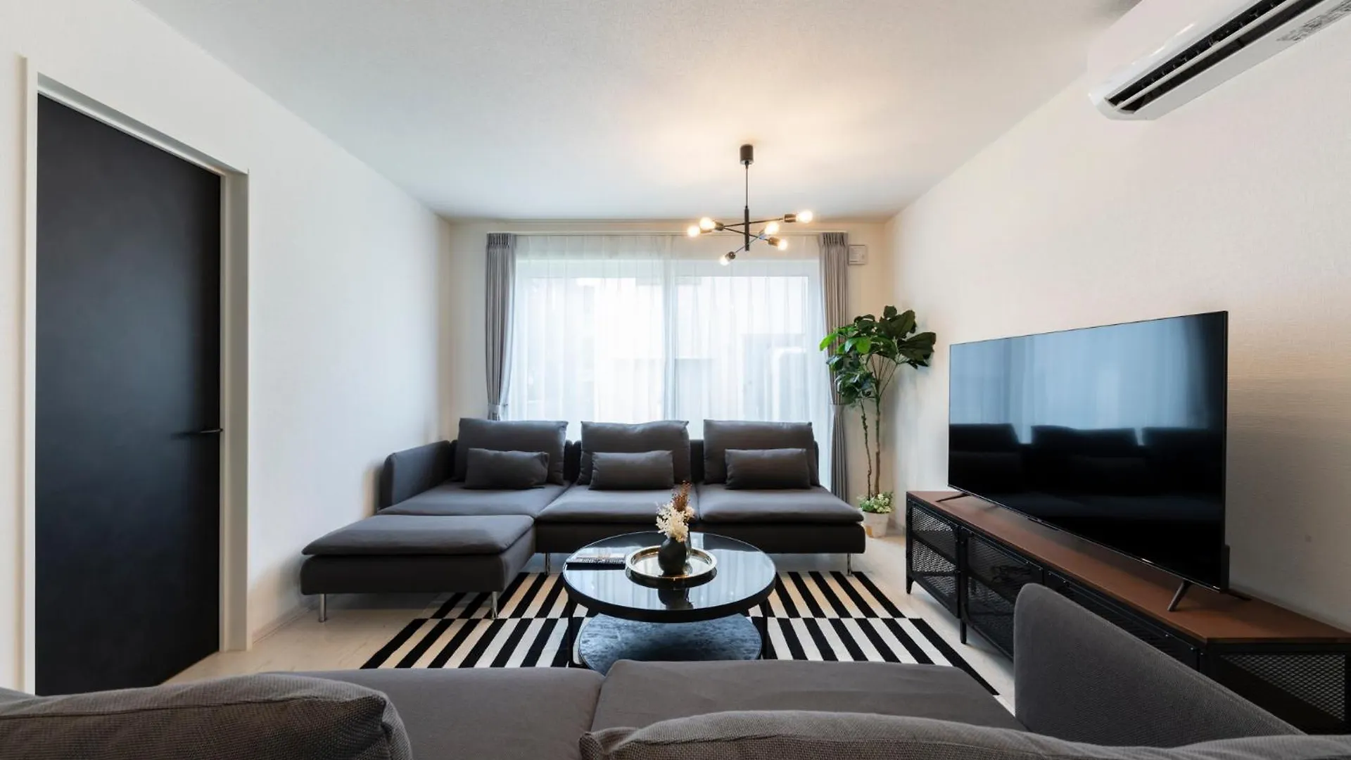 The Wisteria Villa Sapporo Holiday home