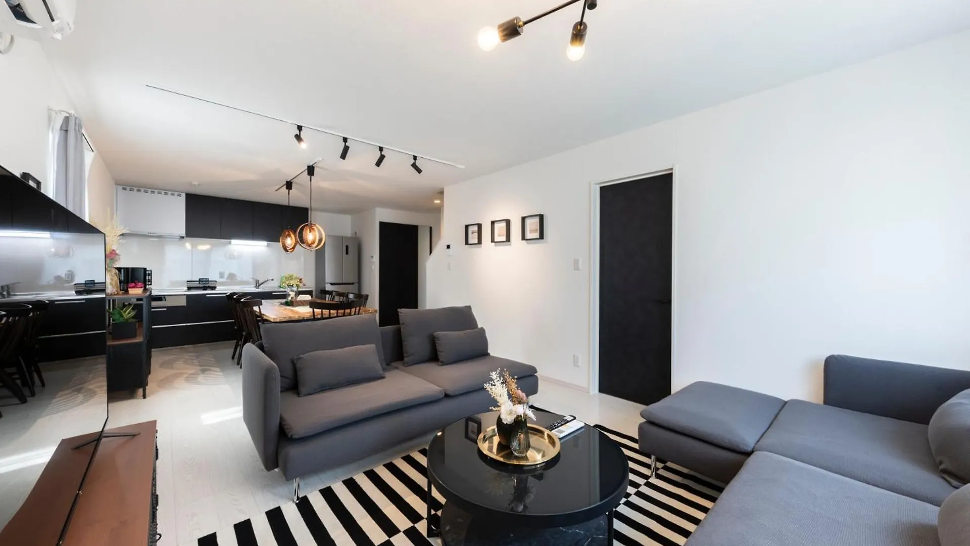 The Wisteria Villa Sapporo Holiday home